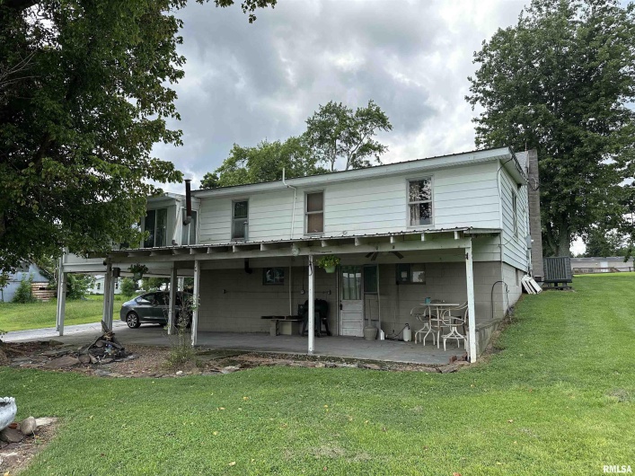 222 MAIN Street, Eddyville, Illinois 62928, 3 Bedrooms Bedrooms, 0 ,1 BathroomBathrooms,Residential,For Sale,MAIN,0,RMAEB458935