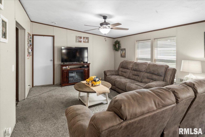 1006 Land Street, Harrisburg, Illinois 62946, 4 Bedrooms Bedrooms, 0 ,2 BathroomsBathrooms,Residential,For Sale,Land,0,RMAEB458937