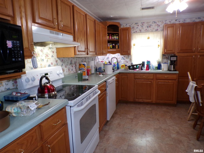 610 WATER Street, Prairie du Rocher, Illinois 62277, 2 Bedrooms Bedrooms, 0 ,1 BathroomBathrooms,Residential,For Sale,WATER,0,RMAEB458939