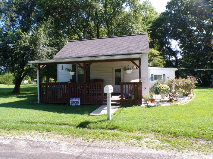 610 WATER Street, Prairie du Rocher, Illinois 62277, 2 Bedrooms Bedrooms, 0 ,1 BathroomBathrooms,Residential,For Sale,WATER,0,RMAEB458939