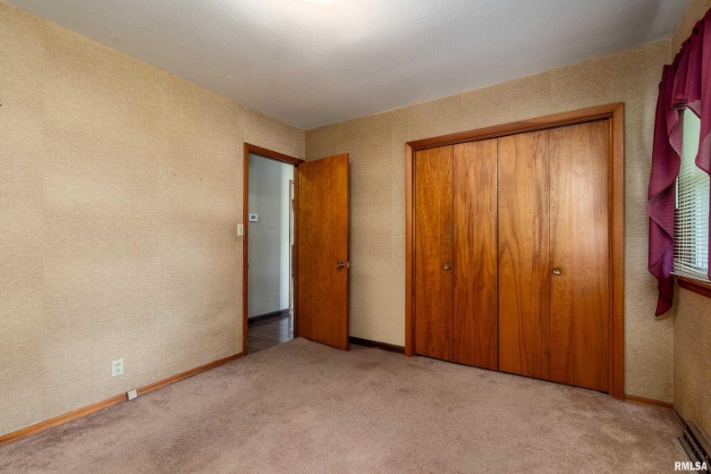 621 4TH Street, Herrin, Illinois 62948, 3 Bedrooms Bedrooms, 0 ,2 BathroomsBathrooms,Residential,For Sale,4TH,0,RMAEB458941
