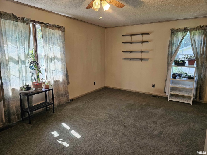 4864 Boaz Road, Grand Chain, Illinois 62941, 2 Bedrooms Bedrooms, 0 ,2 BathroomsBathrooms,Residential,For Sale,Boaz,0,RMAEB458950