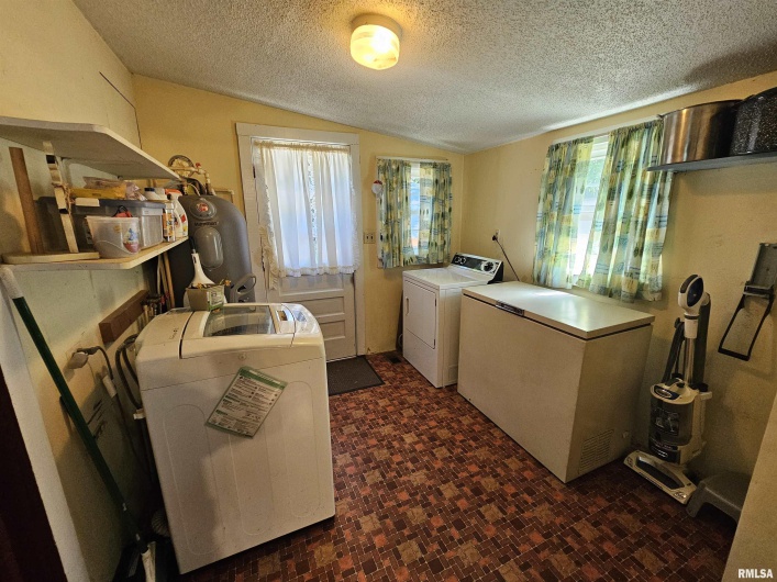 4864 Boaz Road, Grand Chain, Illinois 62941, 2 Bedrooms Bedrooms, 0 ,2 BathroomsBathrooms,Residential,For Sale,Boaz,0,RMAEB458950