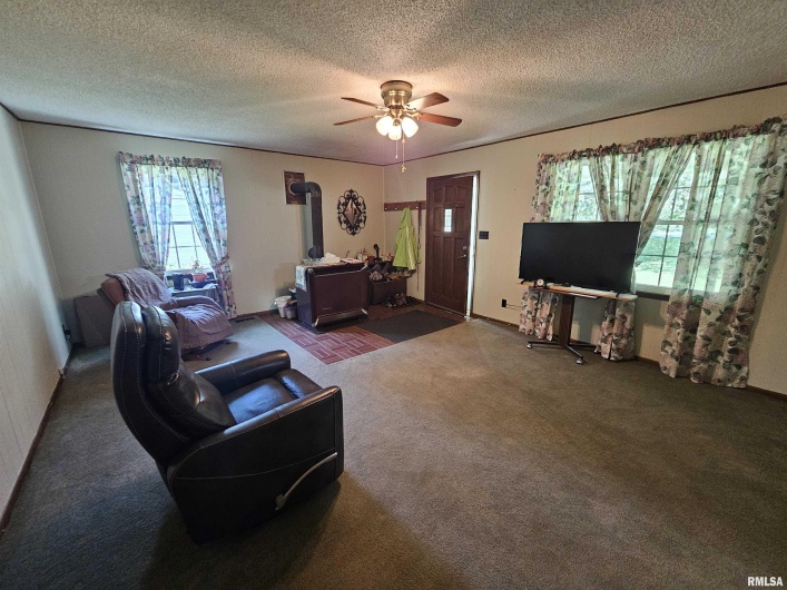 4864 Boaz Road, Grand Chain, Illinois 62941, 2 Bedrooms Bedrooms, 0 ,2 BathroomsBathrooms,Residential,For Sale,Boaz,0,RMAEB458950