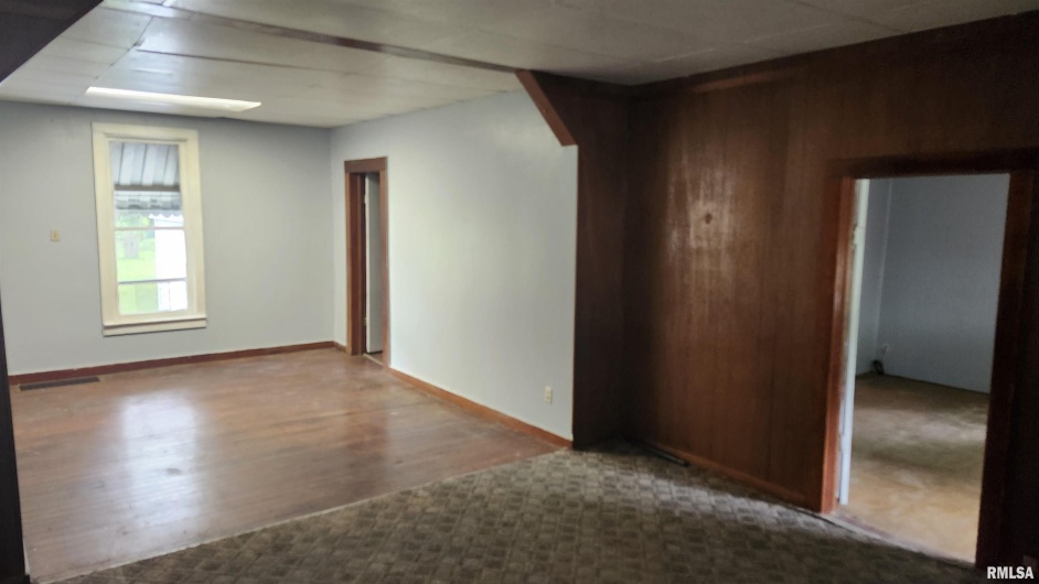 608 Otis Street, Marion, Illinois 62959, 3 Bedrooms Bedrooms, 0 ,1 BathroomBathrooms,Residential,For Sale,Otis,0,RMAEB458181