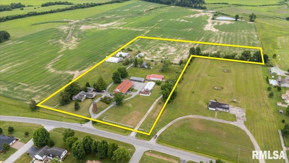 1807 MAIN Street, Marion, Illinois 62959, 0 , 0 ,0,Residential Income,For Sale,MAIN,0,RMAEB458964