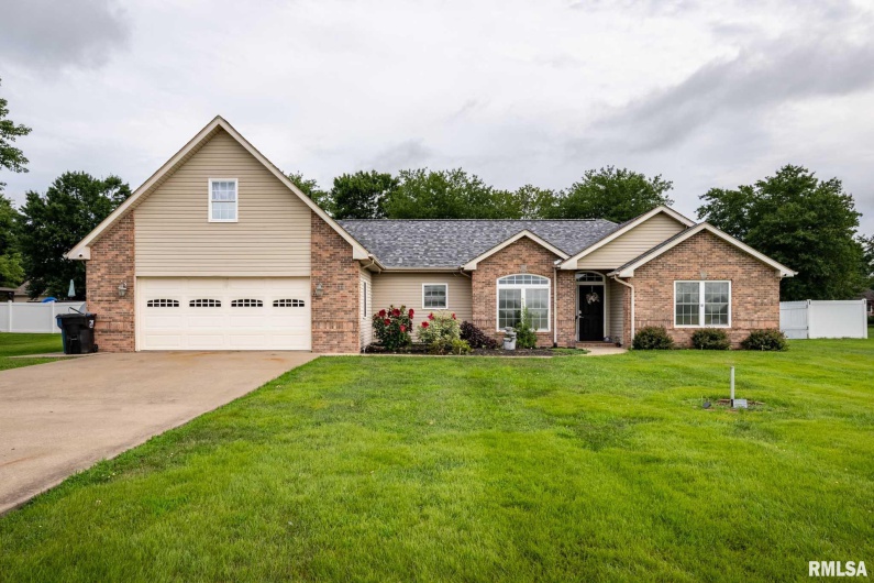 1710 George Sims Road, Marion, Illinois 62959, 4 Bedrooms Bedrooms, 0 ,3 BathroomsBathrooms,Residential,For Sale,George Sims,0,RMAEB458968