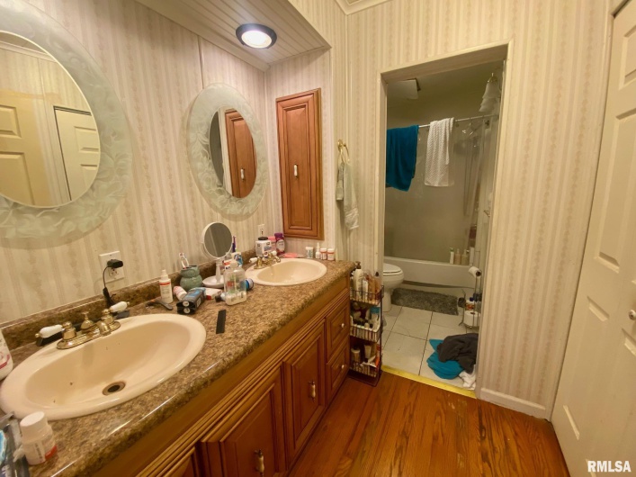 1120 Stotlar Street, Herrin, Illinois 62948, 2 Bedrooms Bedrooms, 0 ,1 BathroomBathrooms,Residential,For Sale,Stotlar,0,RMAEB458972