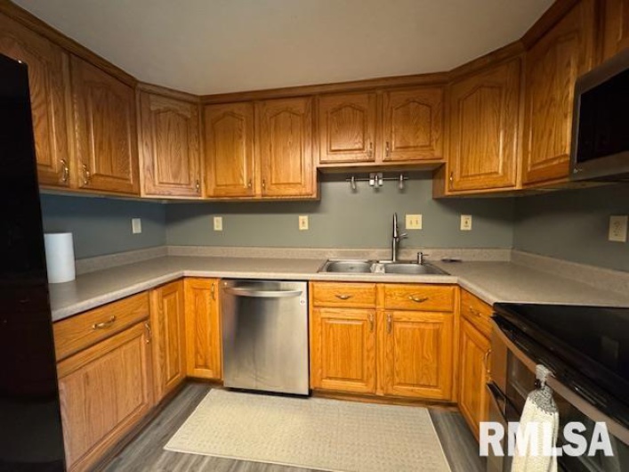 521 5TH Street, Herrin, Illinois 62948, 4 Bedrooms Bedrooms, 0 ,2 BathroomsBathrooms,Residential,For Sale,5TH,0,RMAEB458974