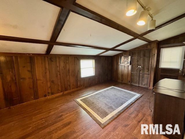 521 5TH Street, Herrin, Illinois 62948, 4 Bedrooms Bedrooms, 0 ,2 BathroomsBathrooms,Residential,For Sale,5TH,0,RMAEB458974