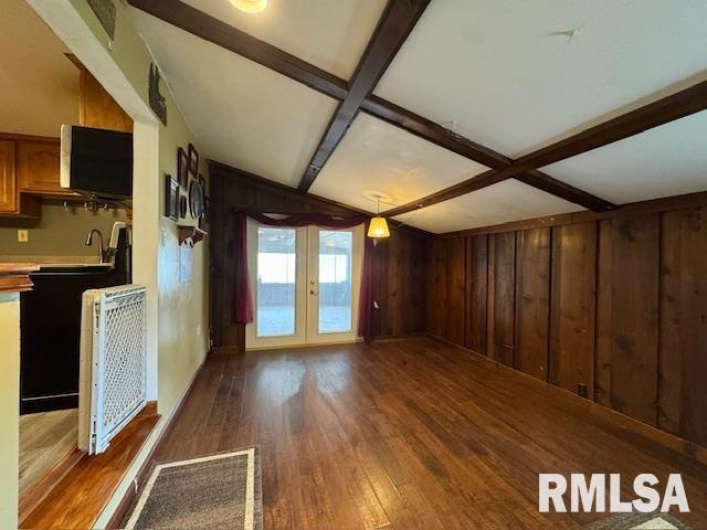 521 5TH Street, Herrin, Illinois 62948, 4 Bedrooms Bedrooms, 0 ,2 BathroomsBathrooms,Residential,For Sale,5TH,0,RMAEB458974