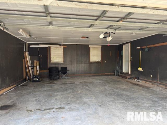 521 5TH Street, Herrin, Illinois 62948, 4 Bedrooms Bedrooms, 0 ,2 BathroomsBathrooms,Residential,For Sale,5TH,0,RMAEB458974