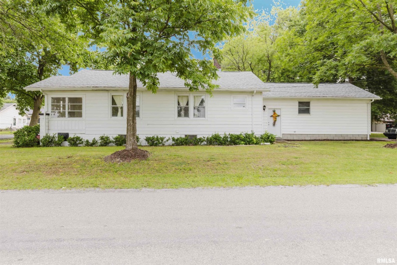 220 8TH Street, Herrin, Illinois 62948, 2 Bedrooms Bedrooms, 0 ,2 BathroomsBathrooms,Residential,For Sale,8TH,0,RMAEB458969