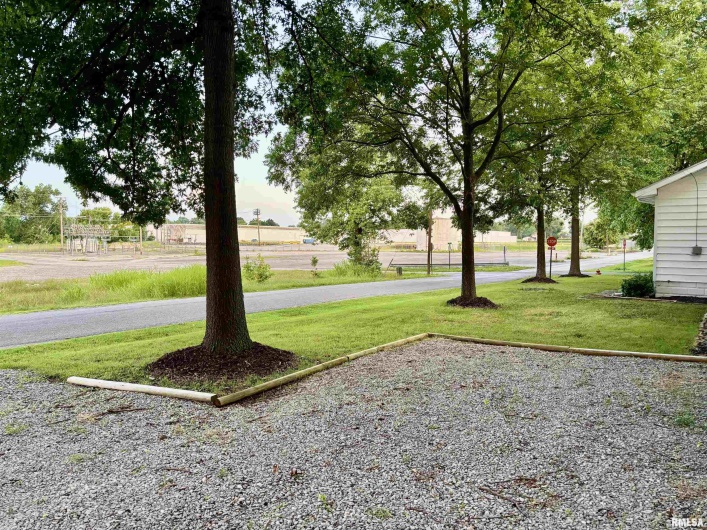 220 8TH Street, Herrin, Illinois 62948, 2 Bedrooms Bedrooms, 0 ,2 BathroomsBathrooms,Residential,For Sale,8TH,0,RMAEB458969