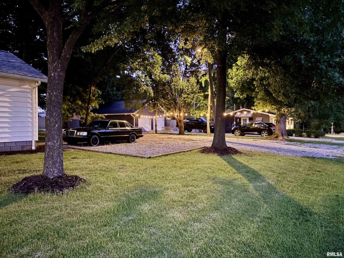 220 8TH Street, Herrin, Illinois 62948, 2 Bedrooms Bedrooms, 0 ,2 BathroomsBathrooms,Residential,For Sale,8TH,0,RMAEB458969