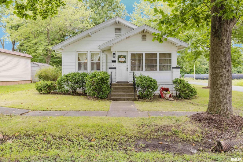 220 8TH Street, Herrin, Illinois 62948, 2 Bedrooms Bedrooms, 0 ,2 BathroomsBathrooms,Residential,For Sale,8TH,0,RMAEB458969