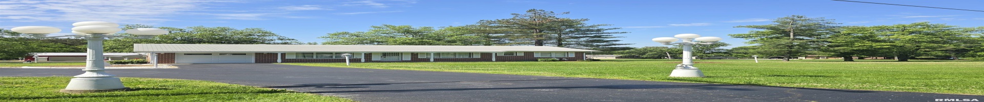 Residential For Sale 2110 RALEIGH Road, Eldorado, Illinois 62930-3411, 3 Bedrooms Bedrooms, 0 ,2 BathroomsBathrooms,Residential,For Sale,RALEIGH,0,RMAEB458047