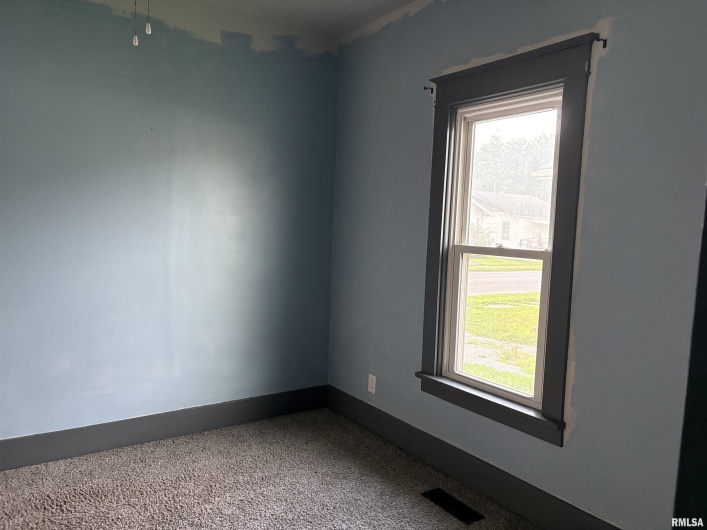 1933 Gartside Street, Murphysboro, Illinois 62966, 2 Bedrooms Bedrooms, 0 ,1 BathroomBathrooms,Residential,For Sale,Gartside,0,RMAEB458980