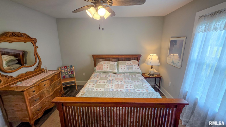 16201 Reeder Road, Marion, Illinois 62959, 4 Bedrooms Bedrooms, 0 ,2 BathroomsBathrooms,Residential,For Sale,Reeder,0,RMAEB458979
