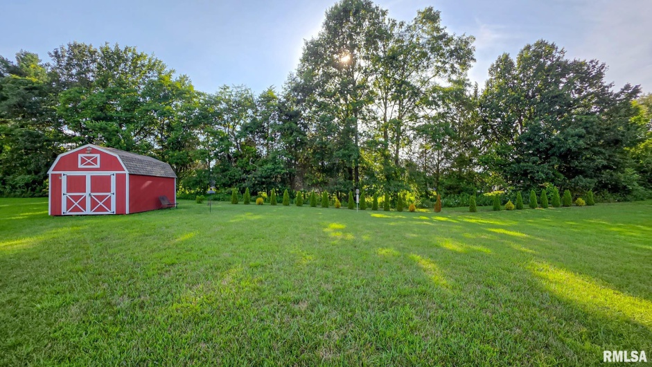 16201 Reeder Road, Marion, Illinois 62959, 4 Bedrooms Bedrooms, 0 ,2 BathroomsBathrooms,Residential,For Sale,Reeder,0,RMAEB458979