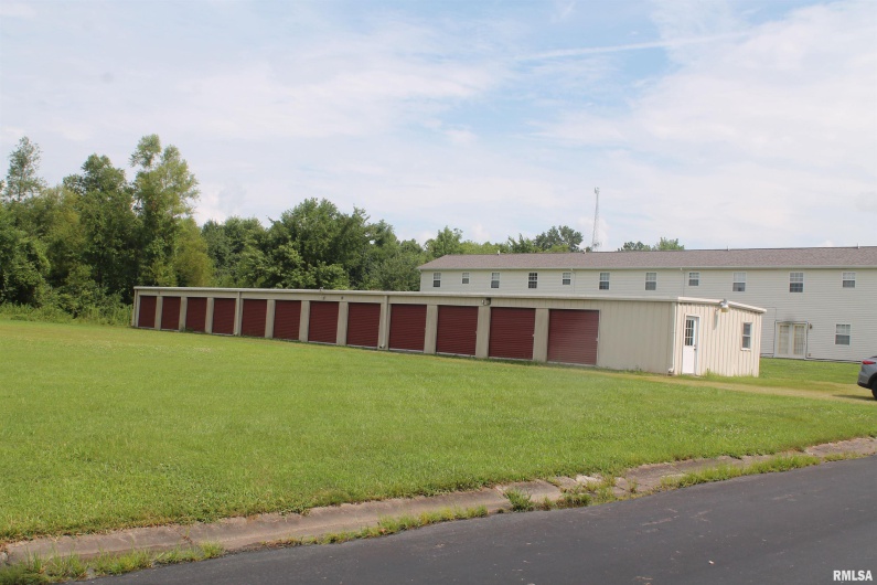 000 Sweets Drive, Carbondale, Illinois 62901, 0 , 0 ,0,Commercial Sale,For Sale,Sweets,0,RMAEB458984