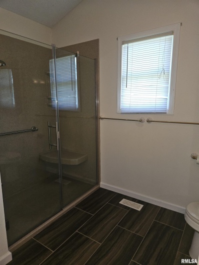 1905 DAWN Drive, Marion, Illinois 62959-3764, 3 Bedrooms Bedrooms, 0 ,2 BathroomsBathrooms,Residential,For Sale,DAWN,0,RMAEB458704