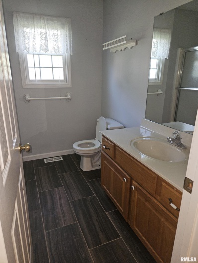 1905 DAWN Drive, Marion, Illinois 62959-3764, 3 Bedrooms Bedrooms, 0 ,2 BathroomsBathrooms,Residential,For Sale,DAWN,0,RMAEB458704
