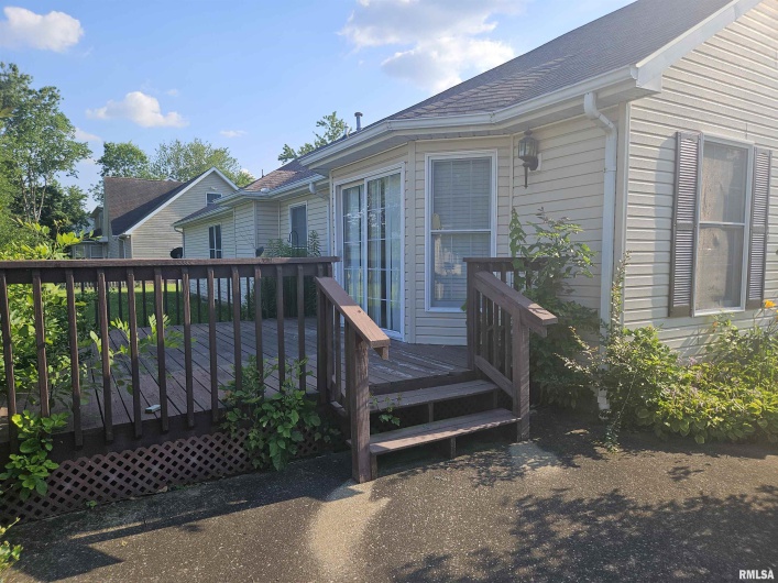 1905 DAWN Drive, Marion, Illinois 62959-3764, 3 Bedrooms Bedrooms, 0 ,2 BathroomsBathrooms,Residential,For Sale,DAWN,0,RMAEB458704