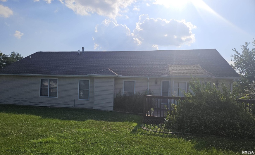1905 DAWN Drive, Marion, Illinois 62959-3764, 3 Bedrooms Bedrooms, 0 ,2 BathroomsBathrooms,Residential,For Sale,DAWN,0,RMAEB458704