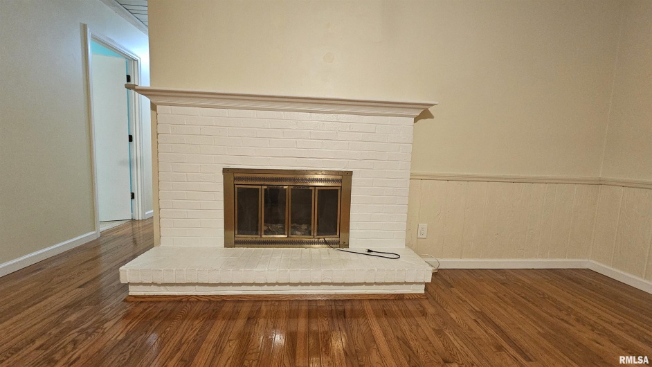 3000 CLIFTON Court, Marion, Illinois 62959, 3 Bedrooms Bedrooms, 0 ,2 BathroomsBathrooms,Residential,For Sale,CLIFTON,0,RMAEB456355