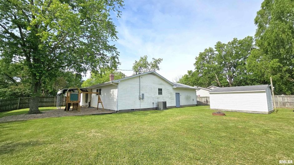 3000 CLIFTON Court, Marion, Illinois 62959, 3 Bedrooms Bedrooms, 0 ,2 BathroomsBathrooms,Residential,For Sale,CLIFTON,0,RMAEB456355