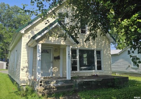 1807 Speckman Street, Metropolis, Illinois 62960, 3 Bedrooms Bedrooms, 0 ,1 BathroomBathrooms,Residential,For Sale,Speckman,0,RMAEB458990