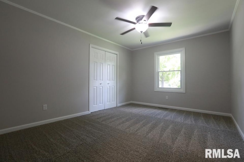 200 CIRCLE Drive, Herrin, Illinois 62948, 3 Bedrooms Bedrooms, 0 ,2 BathroomsBathrooms,Residential,For Sale,CIRCLE,0,RMAEB458991