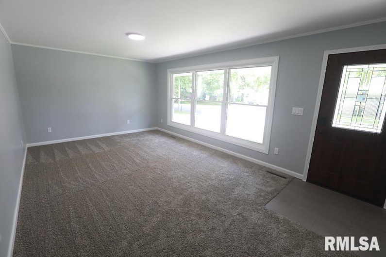 200 CIRCLE Drive, Herrin, Illinois 62948, 3 Bedrooms Bedrooms, 0 ,2 BathroomsBathrooms,Residential,For Sale,CIRCLE,0,RMAEB458991