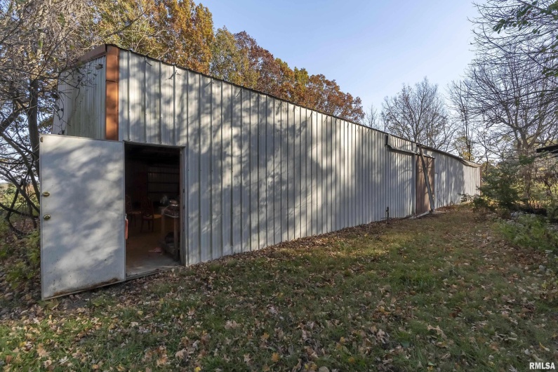 1250 PARK Street, Carbondale, Illinois 62901, 4 Bedrooms Bedrooms, 0 ,1 BathroomBathrooms,Residential,For Sale,PARK,0,RMAEB455822