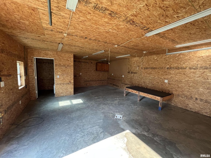 2417 1ST Street, Eldorado, Illinois 62930, 1 Bedroom Bedrooms, 0 ,1 BathroomBathrooms,Residential,For Sale,1ST,0,RMAEB458998