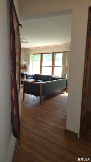 1004 TAYLOR Drive, Carbondale, Illinois 62901, 4 Bedrooms Bedrooms, 0 ,3 BathroomsBathrooms,Residential,For Sale,TAYLOR,0,RMAEB459004