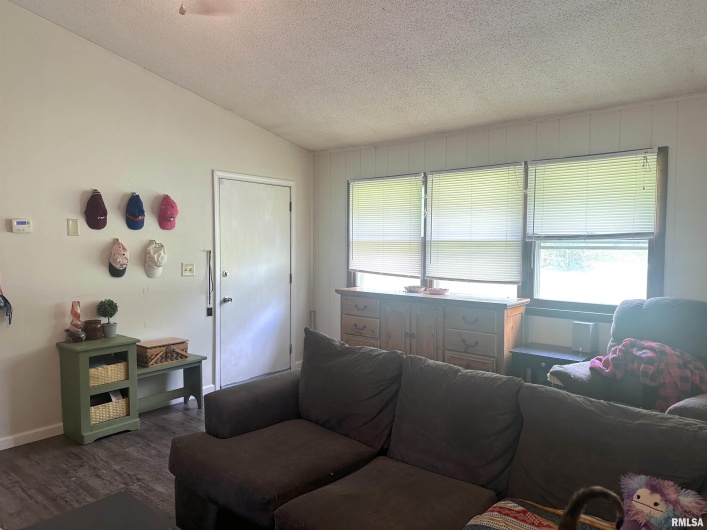 1034 CEDAR CREEK Road, Makanda, Illinois 62958, 0 , 0 ,0,Residential Income,For Sale,CEDAR CREEK,0,RMAEB459005