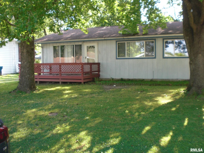 103 KIM Street, DeSoto, Illinois 62924, 3 Bedrooms Bedrooms, 0 ,1 BathroomBathrooms,Residential,For Sale,KIM,0,RMAEB459008