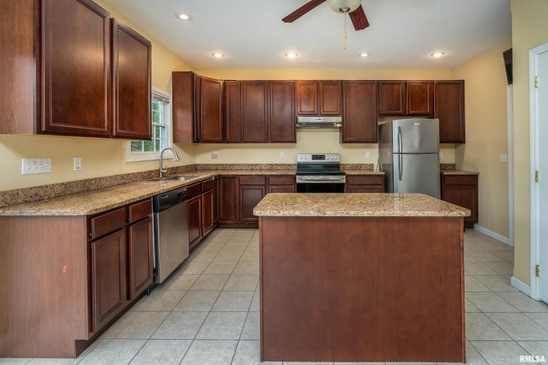141 Pump Station Road, Makanda, Illinois 62958, 5 Bedrooms Bedrooms, 0 ,4 BathroomsBathrooms,Residential,For Sale,Pump Station,0,RMAEB459012