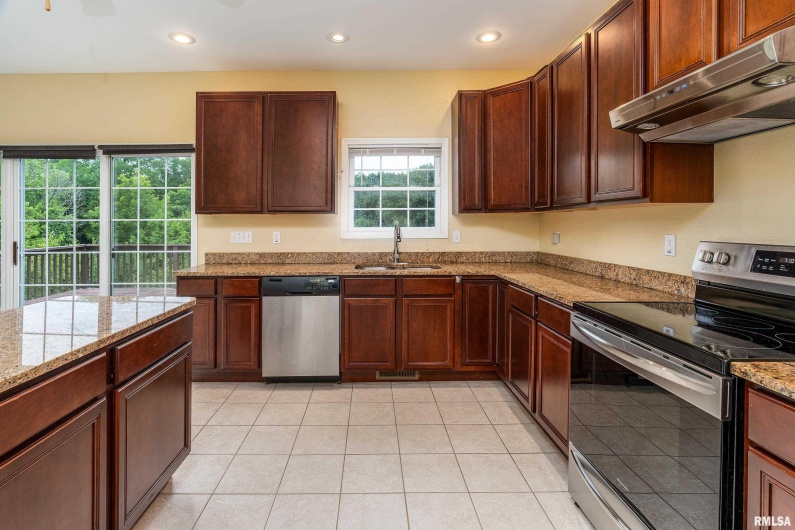 141 Pump Station Road, Makanda, Illinois 62958, 5 Bedrooms Bedrooms, 0 ,4 BathroomsBathrooms,Residential,For Sale,Pump Station,0,RMAEB459012
