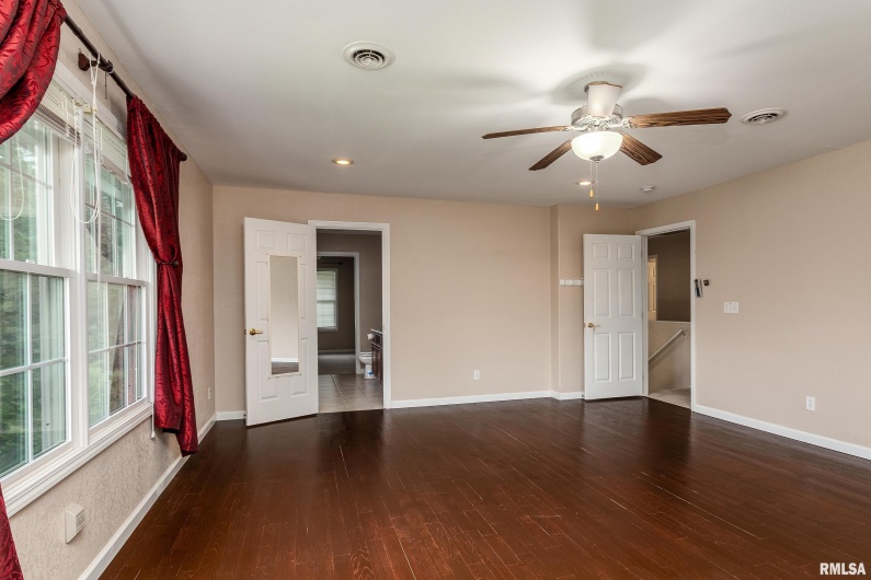141 Pump Station Road, Makanda, Illinois 62958, 5 Bedrooms Bedrooms, 0 ,4 BathroomsBathrooms,Residential,For Sale,Pump Station,0,RMAEB459012