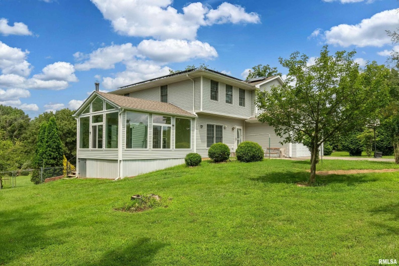 141 Pump Station Road, Makanda, Illinois 62958, 5 Bedrooms Bedrooms, 0 ,4 BathroomsBathrooms,Residential,For Sale,Pump Station,0,RMAEB459012