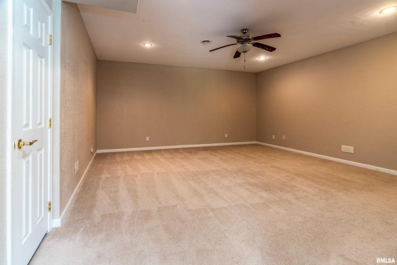 141 Pump Station Road, Makanda, Illinois 62958, 5 Bedrooms Bedrooms, 0 ,4 BathroomsBathrooms,Residential,For Sale,Pump Station,0,RMAEB459012