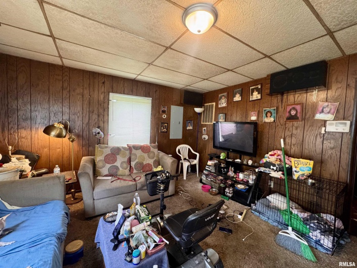 709 GARFIELD Street, Marion, Illinois 62959, 2 Bedrooms Bedrooms, 0 ,1 BathroomBathrooms,Residential,For Sale,GARFIELD,0,RMAEB459013