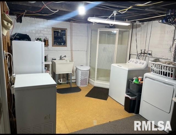 2139 HERBERT Street, Murphysboro, Illinois 62966, 2 Bedrooms Bedrooms, 0 ,1 BathroomBathrooms,Residential,For Sale,HERBERT,0,RMAEB459015