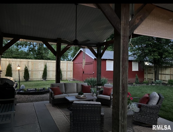 2139 HERBERT Street, Murphysboro, Illinois 62966, 2 Bedrooms Bedrooms, 0 ,1 BathroomBathrooms,Residential,For Sale,HERBERT,0,RMAEB459015