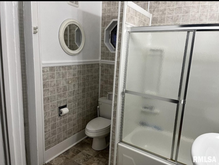 2139 HERBERT Street, Murphysboro, Illinois 62966, 2 Bedrooms Bedrooms, 0 ,1 BathroomBathrooms,Residential,For Sale,HERBERT,0,RMAEB459015