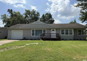 517 FREDERICK Street, Herrin, Illinois 62948, 3 Bedrooms Bedrooms, 0 ,1 BathroomBathrooms,Residential,For Sale,FREDERICK,0,RMAQC4265775
