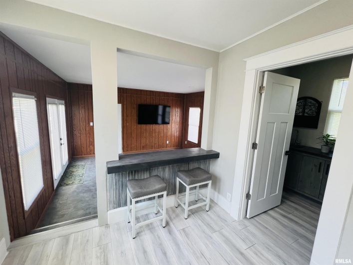 715 MCKINLEY Street, Harrisburg, Illinois 62946, 3 Bedrooms Bedrooms, 0 ,2 BathroomsBathrooms,Residential,For Sale,MCKINLEY,0,RMAEB459019